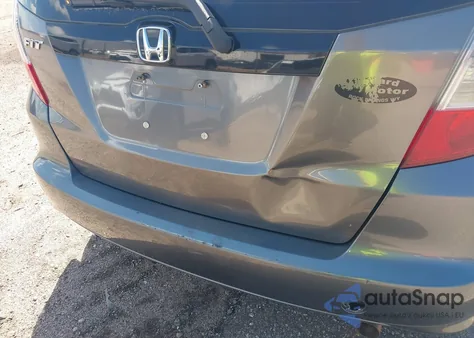 2013 Honda Fit from USA, damaged, VIN JHMGE8H3XDC042644